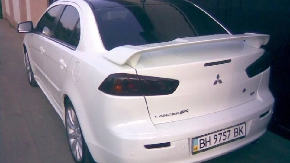 Mitsubishi Lancer 2