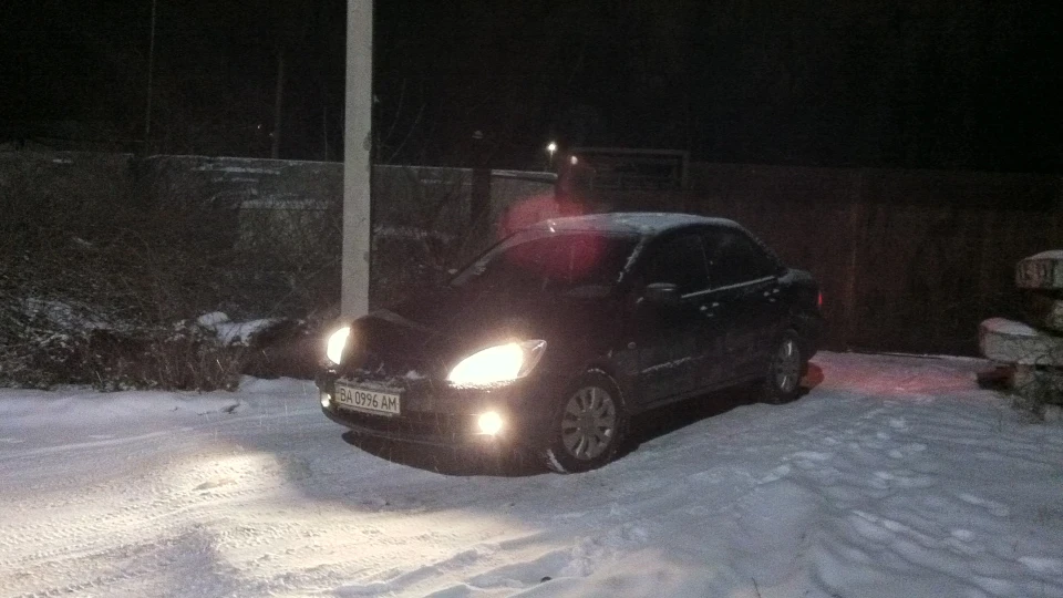 Mitsubishi Lancer 二人 5