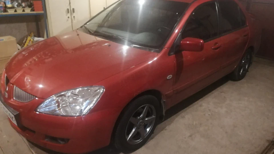 Mitsubishi Lancer 4