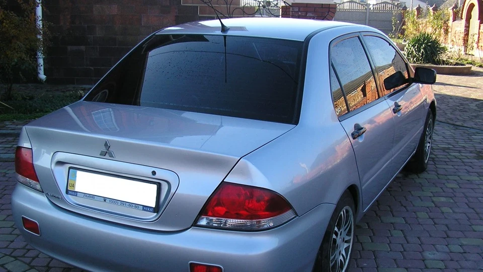 Mitsubishi Lancer