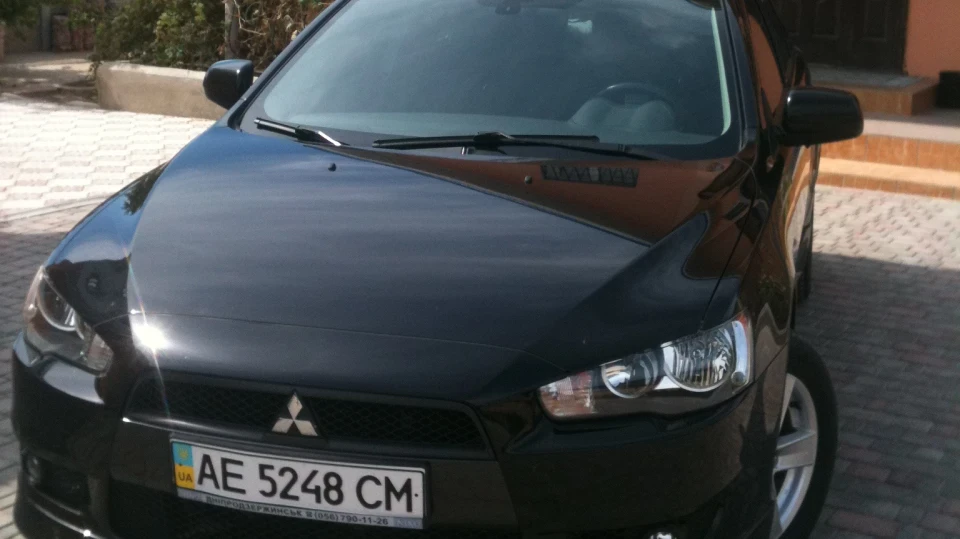 Mitsubishi Lancer 5