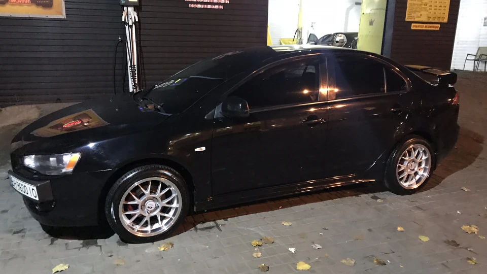 Mitsubishi Lancer