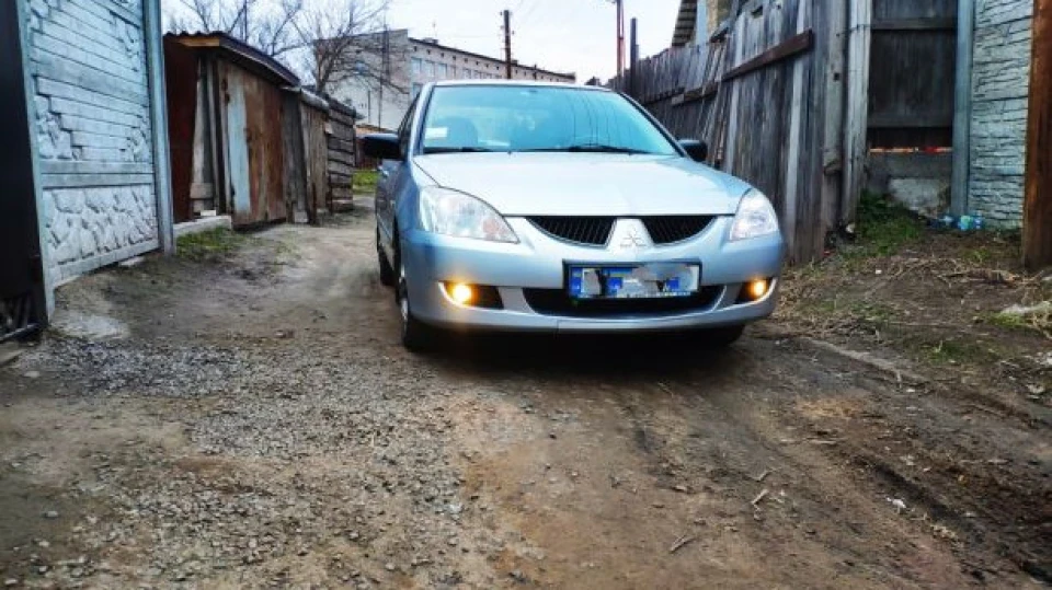 Mitsubishi Lancer 3