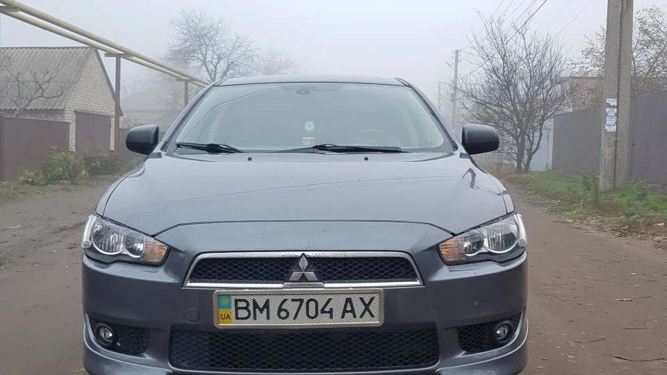 Mitsubishi Lancer