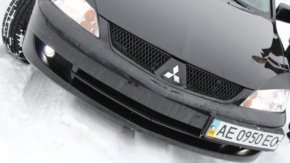Mitsubishi Lancer 2
