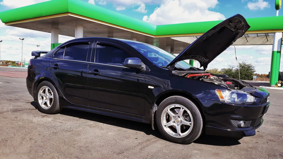 Mitsubishi Lancer 5
