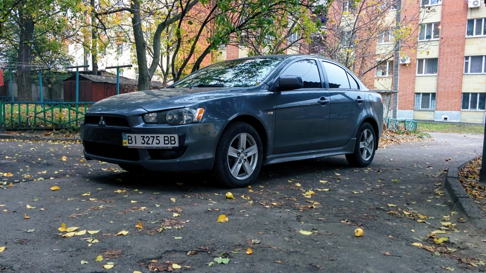 Mitsubishi Lancer