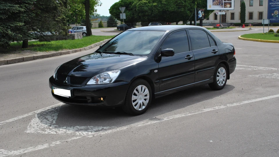 Mitsubishi Lancer 3