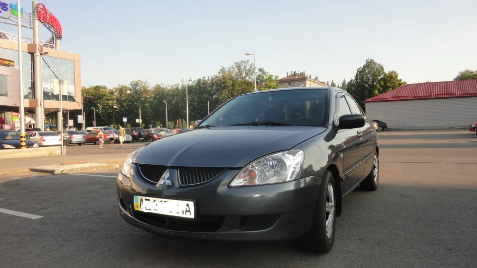 Mitsubishi Lancer