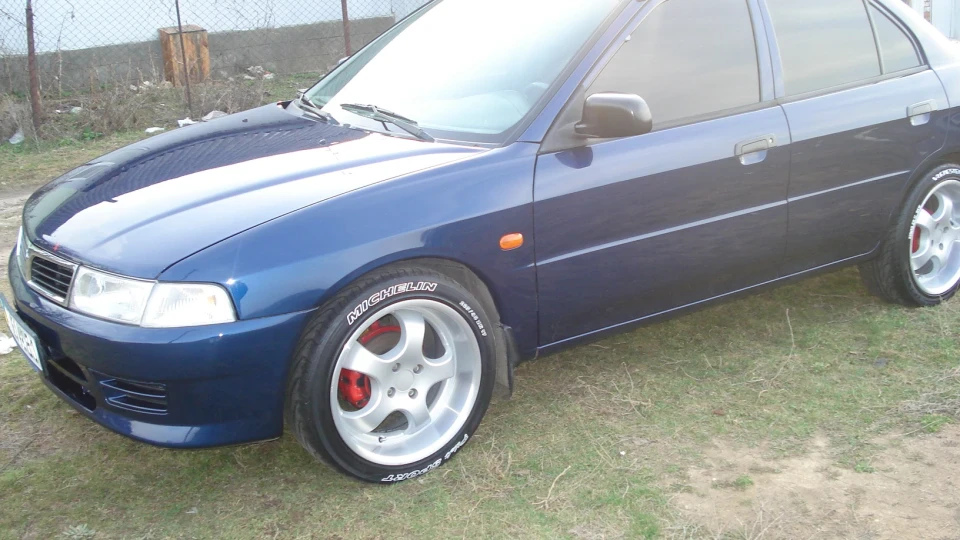 Mitsubishi Lancer 3