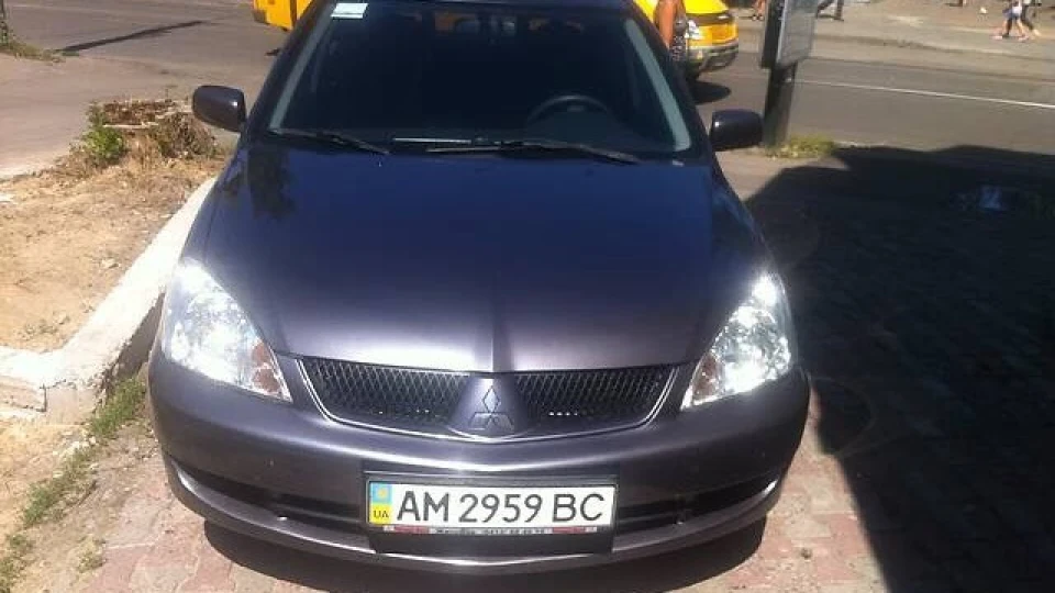 Mitsubishi Lancer 2
