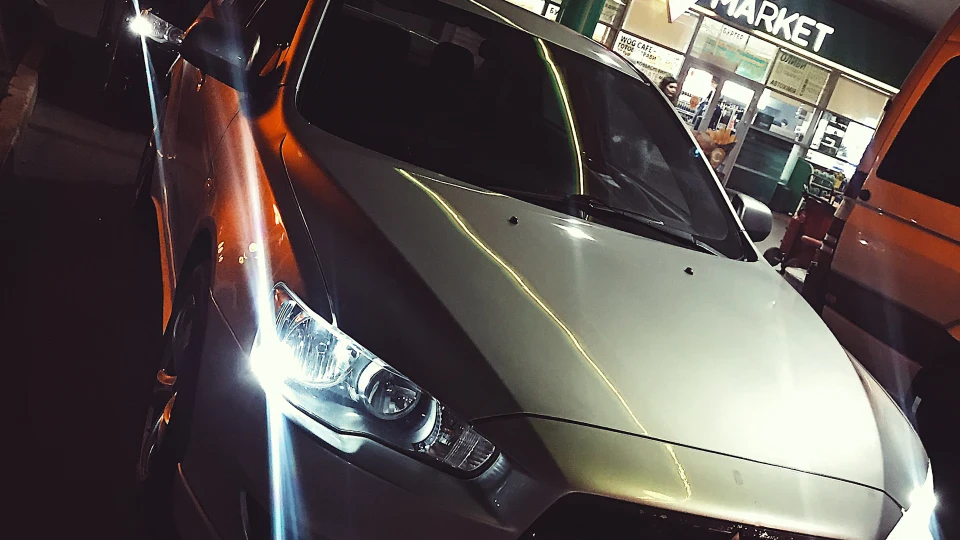Mitsubishi Lancer 2