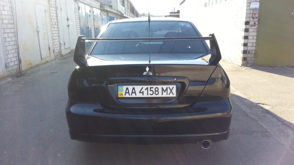 Mitsubishi Lancer