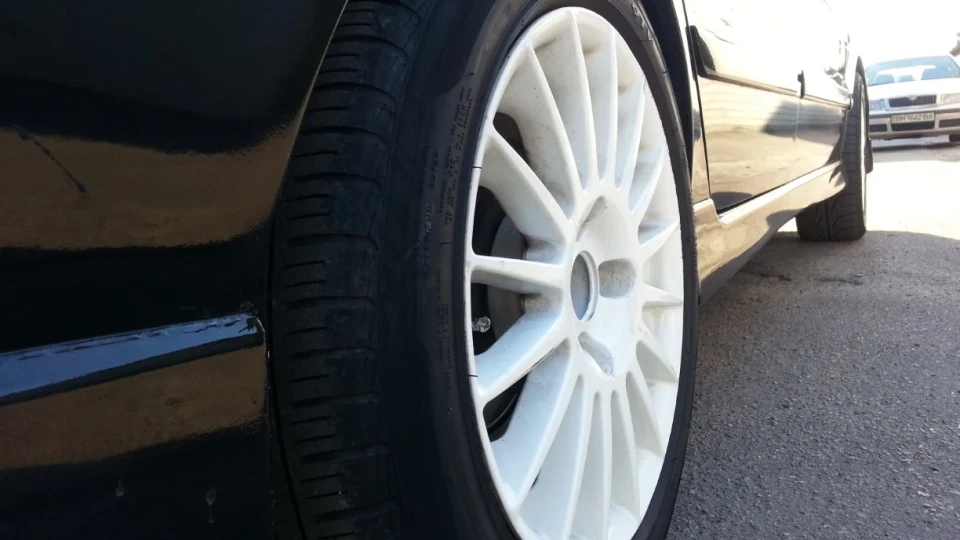 Mitsubishi Lancer 3