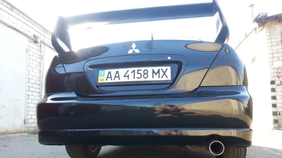 Mitsubishi Lancer 5