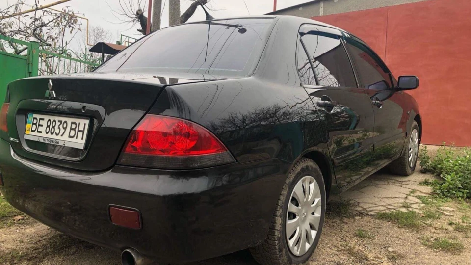 Mitsubishi Lancer 2