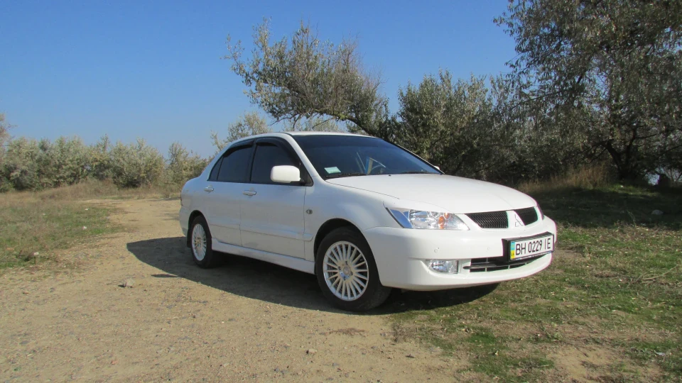 Mitsubishi Lancer 5