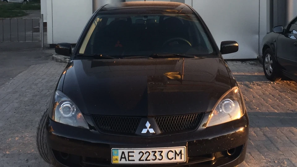 Mitsubishi Lancer 2
