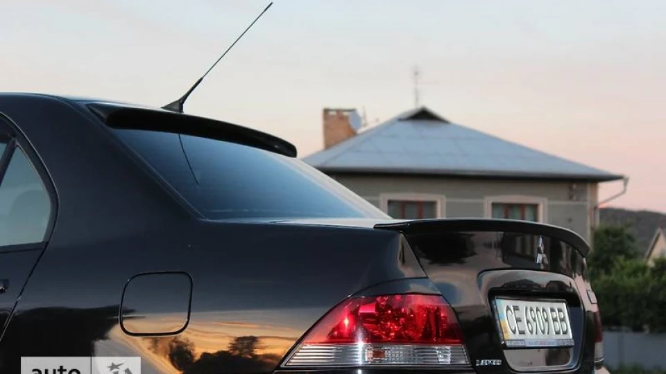 Mitsubishi Lancer 4
