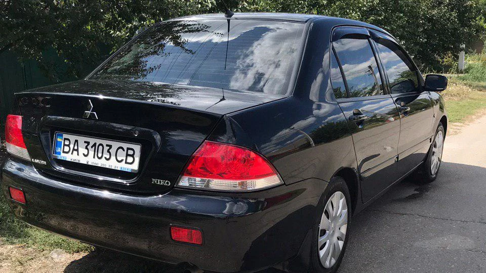 Mitsubishi Lancer 4