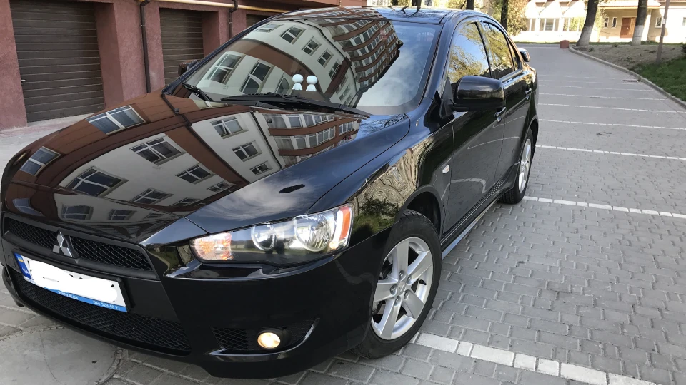 Mitsubishi Lancer