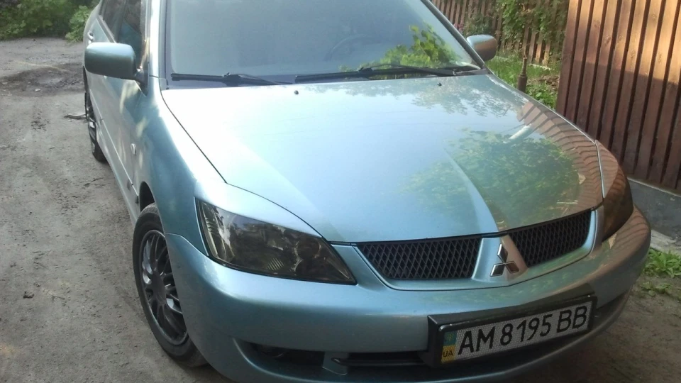Mitsubishi Lancer 3