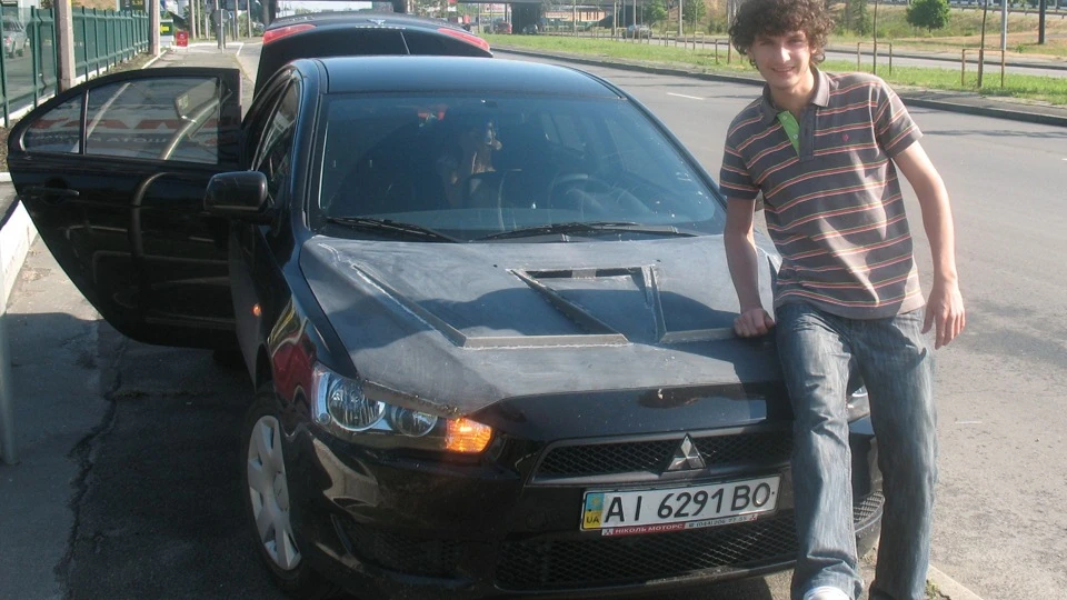 Mitsubishi Lancer 4