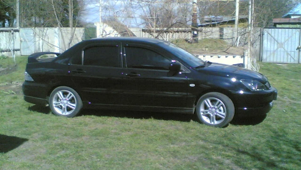 Mitsubishi Lancer