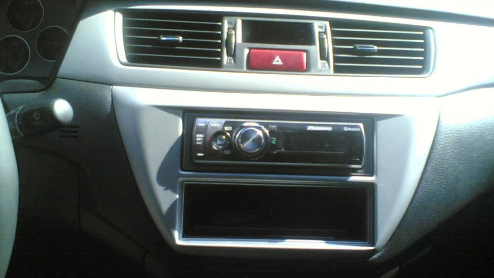 Mitsubishi Lancer 5