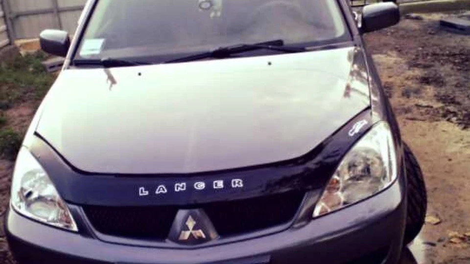 Mitsubishi Lancer 4