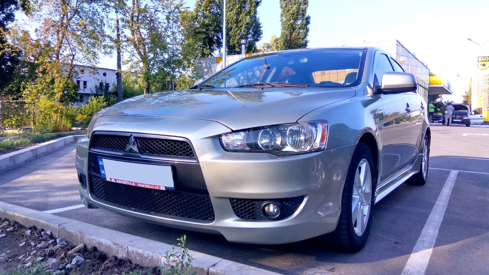Mitsubishi Lancer 5