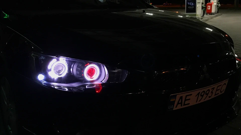 Mitsubishi Lancer 2