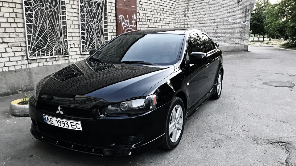 Mitsubishi Lancer 3