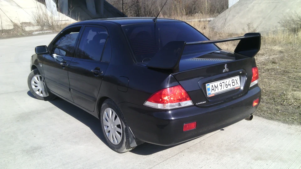 Mitsubishi Lancer 2