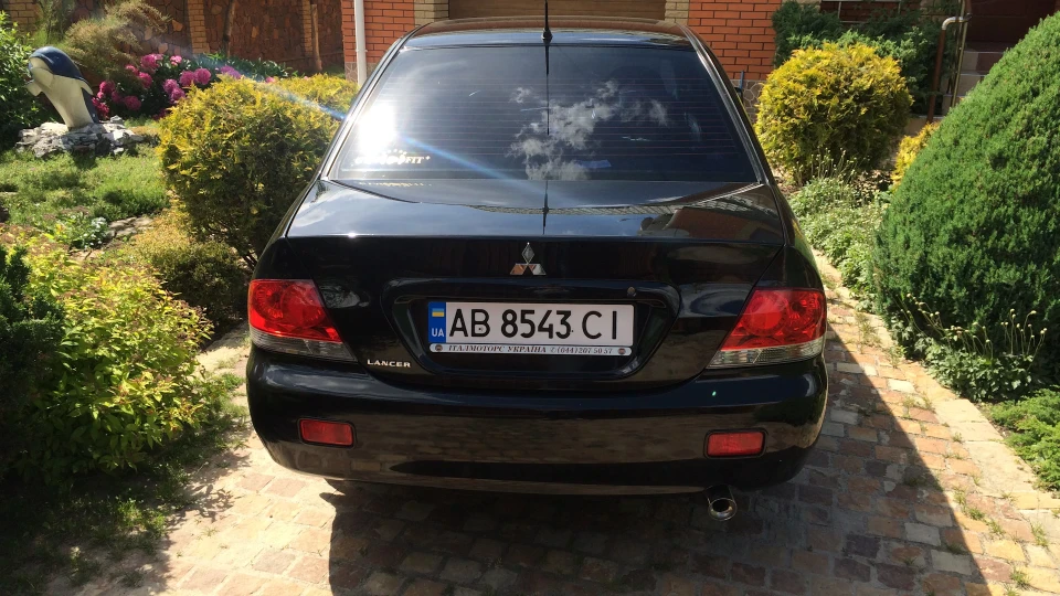 Mitsubishi Lancer 4