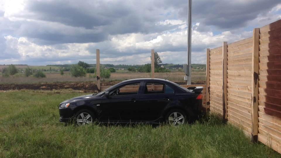 Mitsubishi Lancer 4