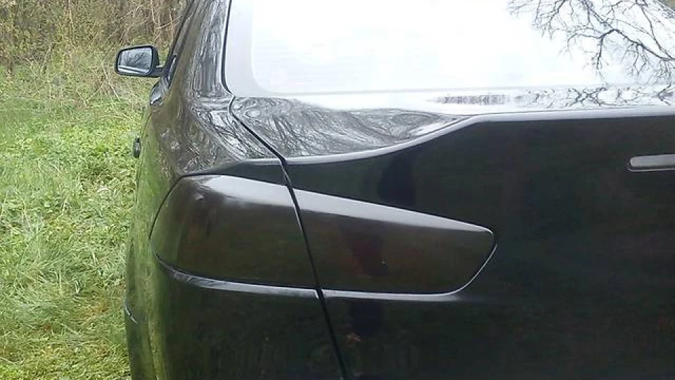 Mitsubishi Lancer 2