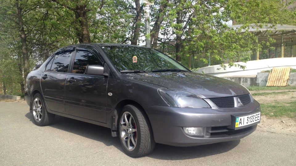 Mitsubishi Lancer 2