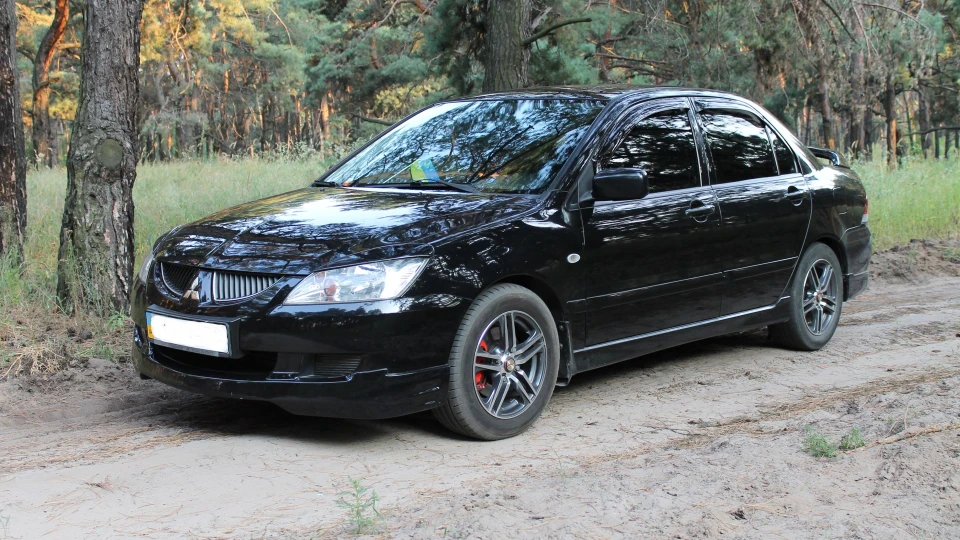 Mitsubishi Lancer 3