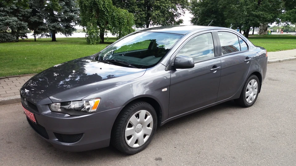 Mitsubishi Lancer