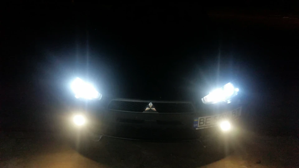 Mitsubishi Lancer 3