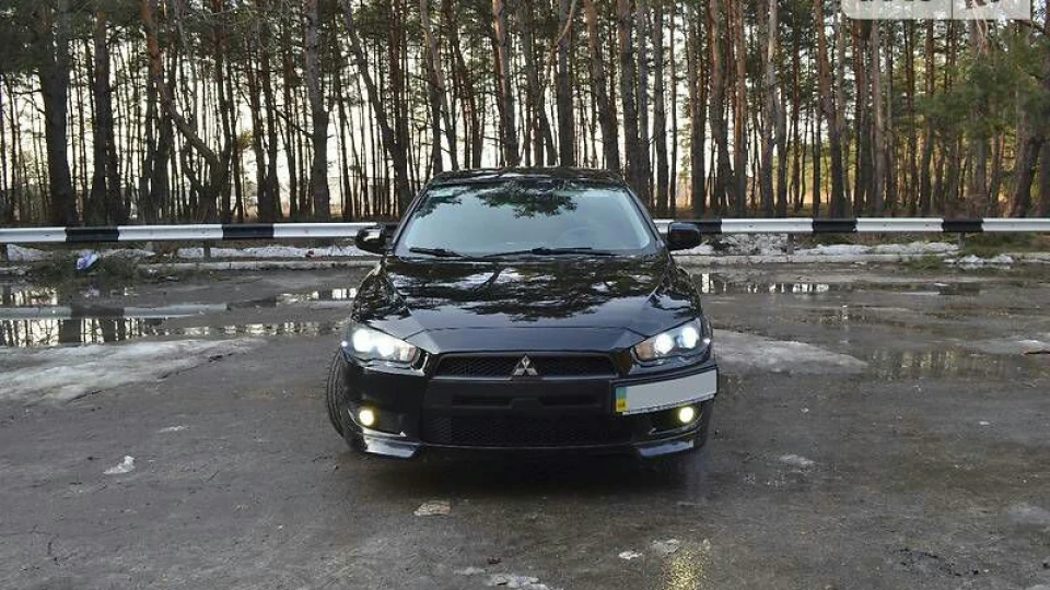 Mitsubishi Lancer 5