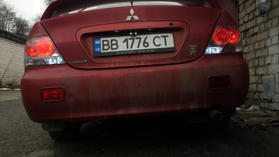Mitsubishi Lancer 2