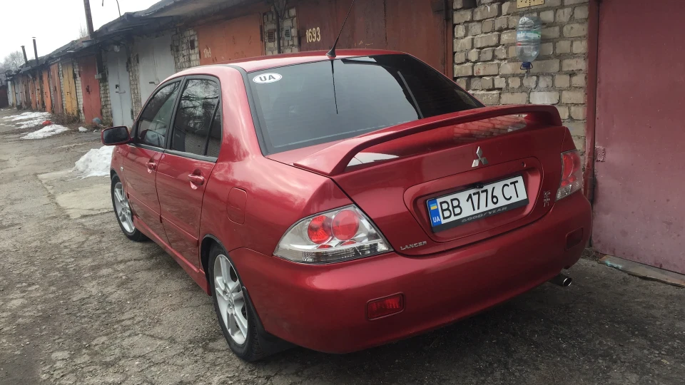 Mitsubishi Lancer 3