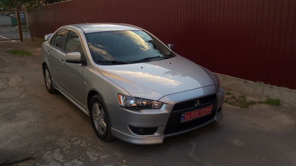 Mitsubishi Lancer