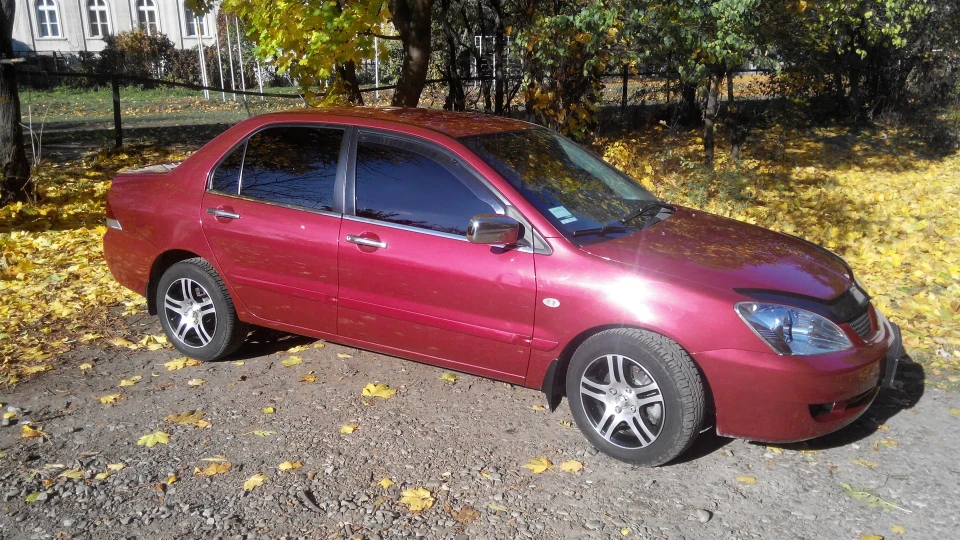 Mitsubishi Lancer 2