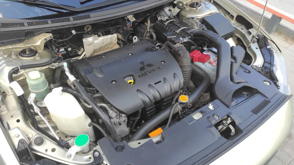 Mitsubishi Lancer 3
