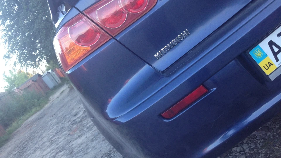 Mitsubishi Lancer 2