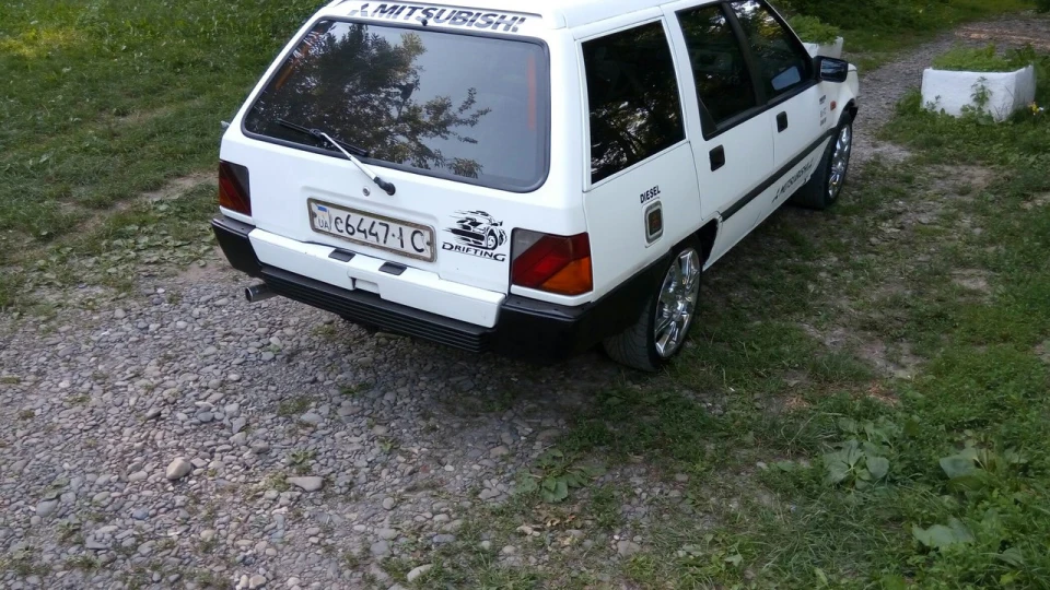Mitsubishi Lancer 3