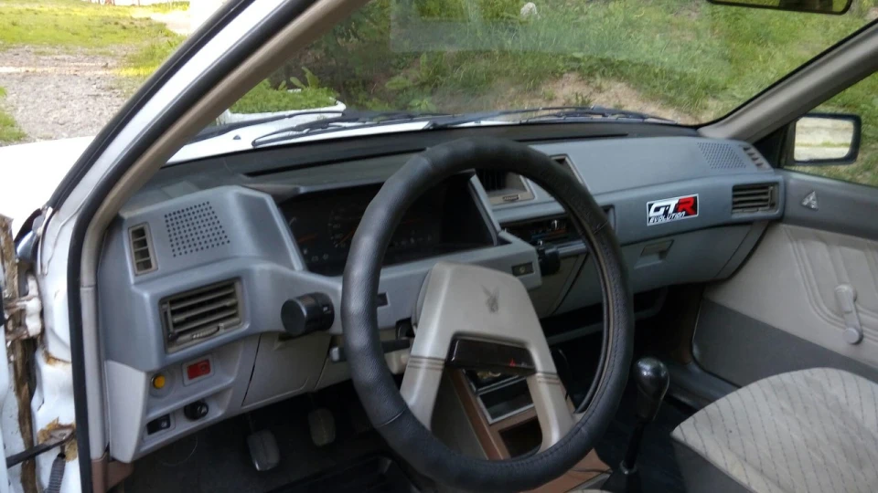 Mitsubishi Lancer 5